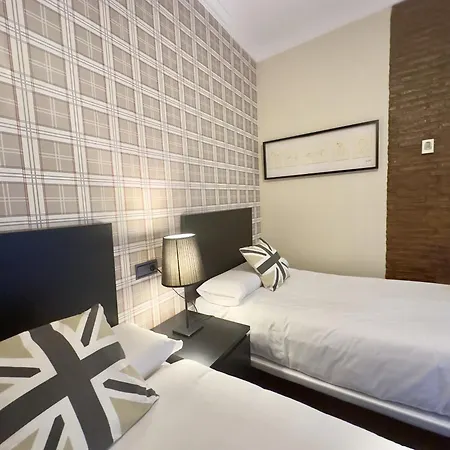 Urbe10 Plaza De Uncibay 3 Bedrooms Apatment Apartment