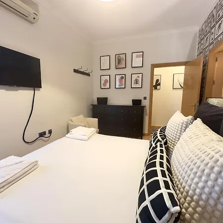 Urbe10 Plaza De Uncibay 3 Bedrooms Apatment Apartment